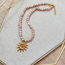 Load image into Gallery viewer, SOLE NECKLACE