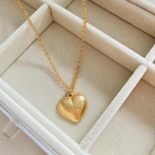 GOLD HEART NECKLACE