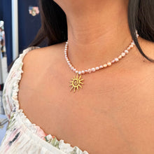 Load image into Gallery viewer, SOLE NECKLACE