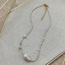 Load image into Gallery viewer, SEA GLIMMER NECKLACE