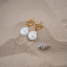 Load image into Gallery viewer, CARACOL EARRINGS