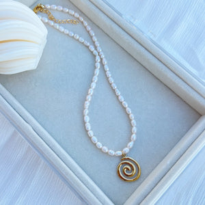 SIRENA PEARL NECKLACE