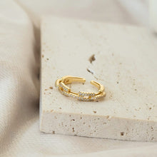 Load image into Gallery viewer, AURORA RING