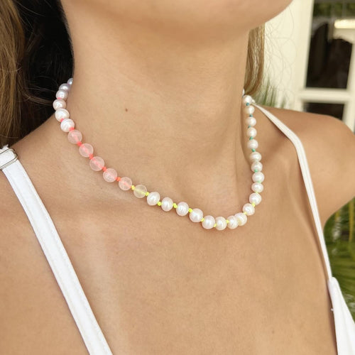 SUMMER GIRL NECKLACE