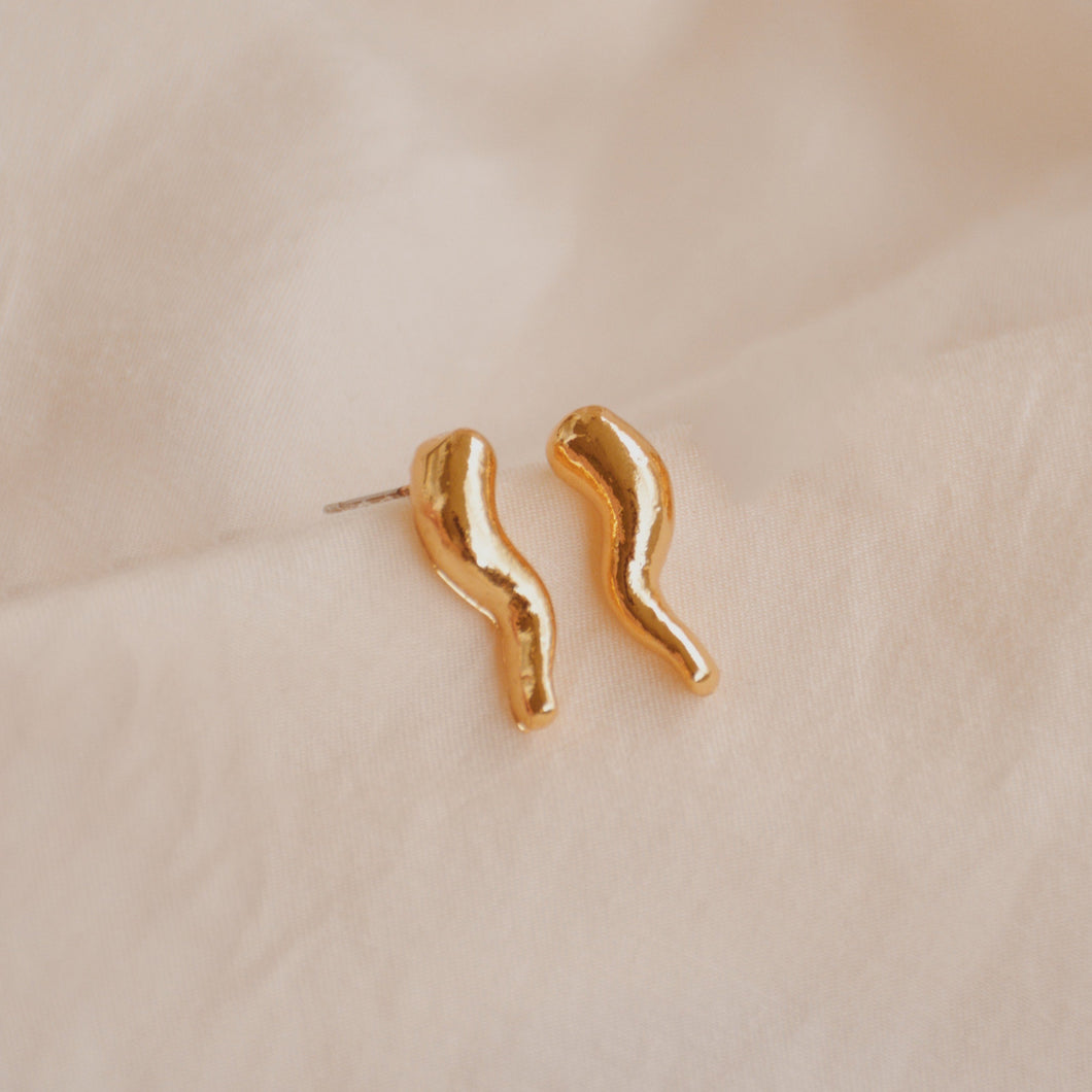 SPICY STUDS