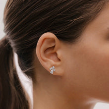 Load image into Gallery viewer, SWEET BLOOM STUD EARRINGS