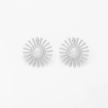 Load image into Gallery viewer, GOLDEN SUN EARRINGS