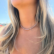 Load image into Gallery viewer, VIOLETA PEARL NECKLACE