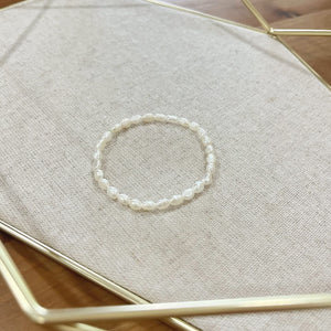 BASIC PEARL BRACELET