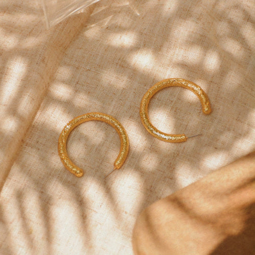 FIONA TEXTURED HOOPS