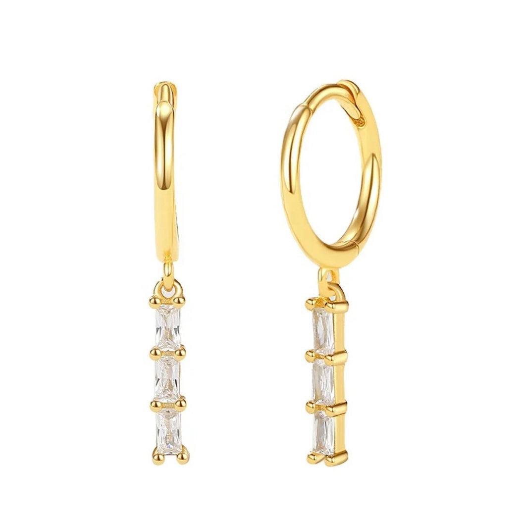 SALLY HOOPS