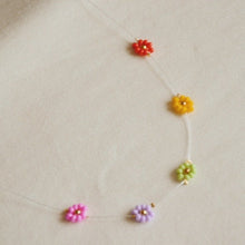 Load image into Gallery viewer, DAISY SUMMER GLAM NECKLACE