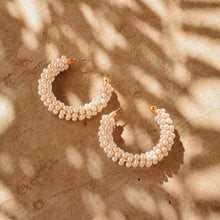 Load image into Gallery viewer, PAULINA PEARL HOOPS