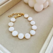 Load image into Gallery viewer, LUCIANA NACRE BRACELET